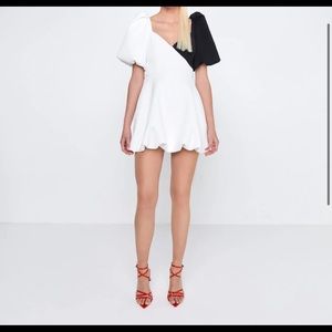 Black & White Statement Mini Dress w/ Voluminous Bubble skirt and puffed sleeves